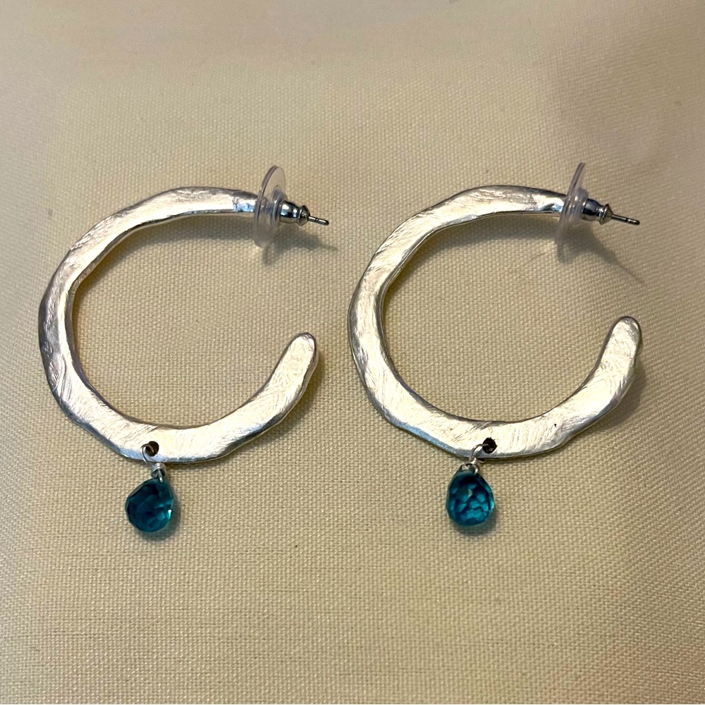 Elegant Silver Hoop Earrings with Blue Accent - Picture 8 of 16